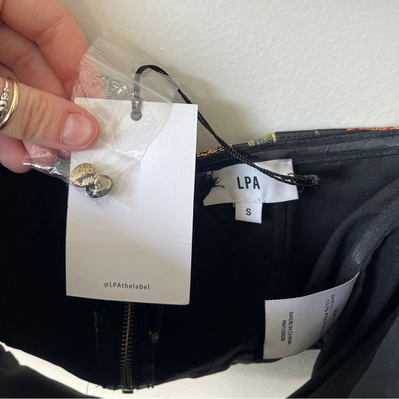 NWT LPA Metallic Brocade Off-The-Shoulder Top - Picture 7 of 7